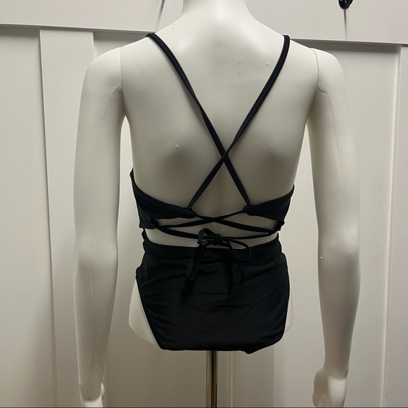 Maree Maree black one piece‎ swimsuit size 4 - Picture 3 of 6